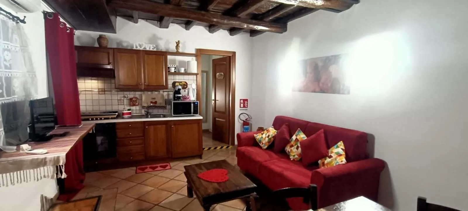 Colosseo Historical Apartment La Romana