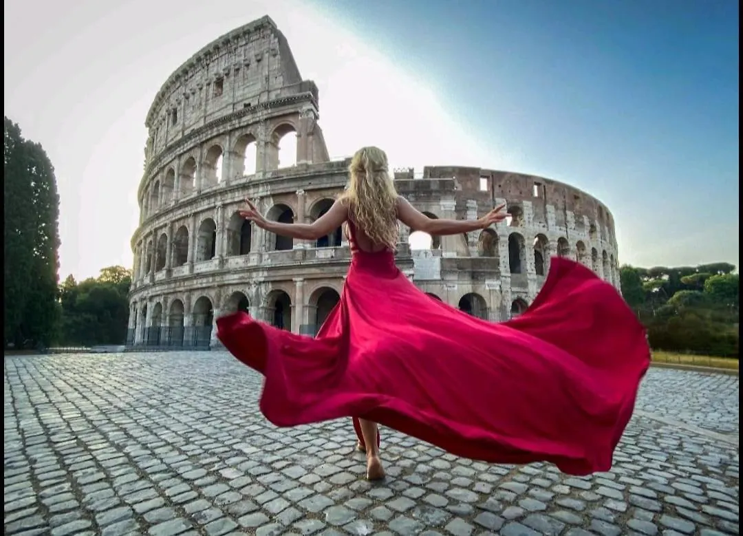 Colosseo Historical Apartment La Romana  Rome